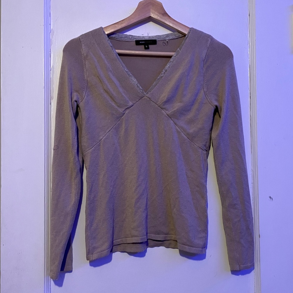 long sleeved v-neck top
